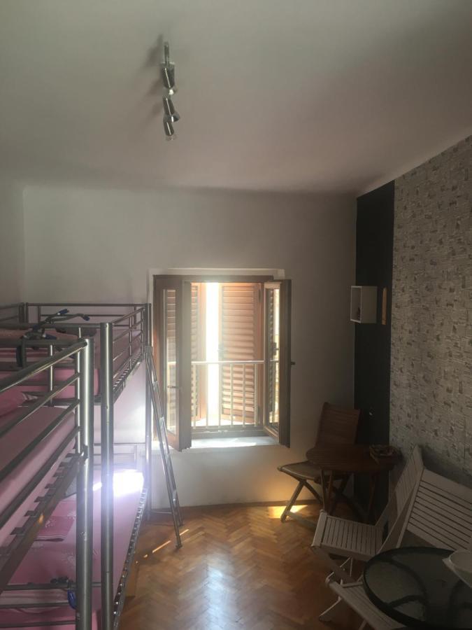 Hvar Centre Dorms Hostel Hvar Town Bagian luar foto